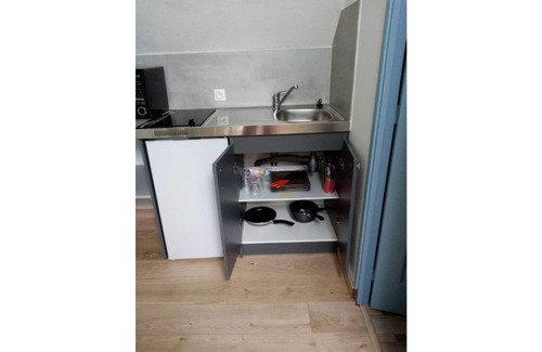 Le Creusot Apartamento | Studio Tout Équipé, Wifi, Arrivée Autonome