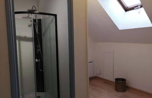Le Creusot Apartamento | Studio Tout Équipé, Wifi, Arrivée Autonome