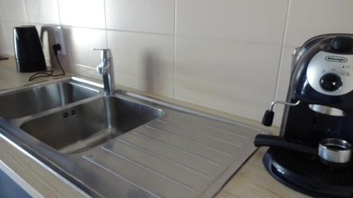 Montreuil Apartamento | Studio tout confort à 5 mn métro+parking gratuit