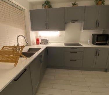 Hale Apartamento | Studio twin budget flat