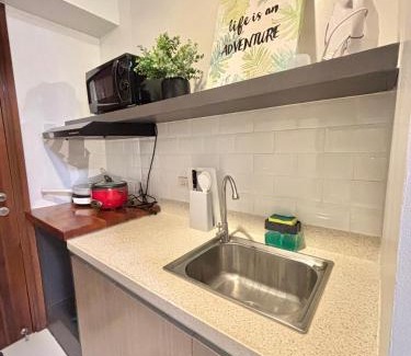 Cebu Hotel | Studio Unit in Horizons 101