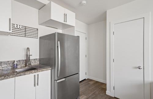 University Heights Casa | Studio Verde- Free Parking, Central