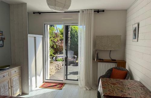 Fouesnant Casa | Studio vue sur jardin à 3 mn en voiture de la mer