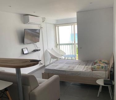Bas du Fort Apartamento | Studio vue sur mer Fort D'épée