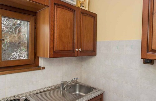 Ramazzano Apartamento | Studio with air conditioning