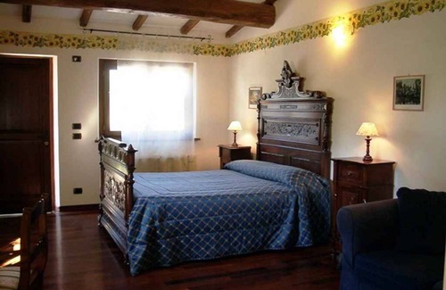 Ramazzano Apartamento | Studio with air conditioning