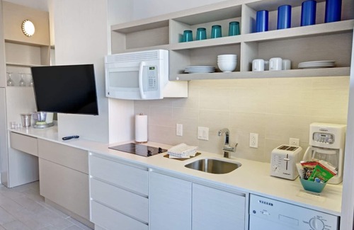 Mameyes II Condominio | Studio w/Mini Kitchen, Balcony, Dining, Bar, Concierge, Massage, Movies +more!