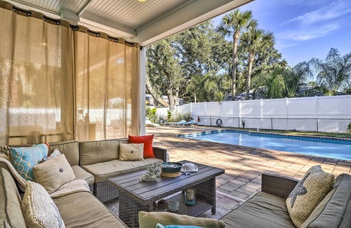 Northside Apartamento | Studio w/ Pool & Gas Grill < 1 Mi to River