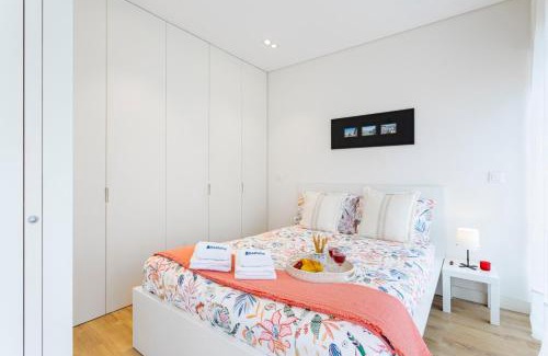 Campanha Apartamento | Studio w/Terrace, Pool & Gym | Antas by Host Wise