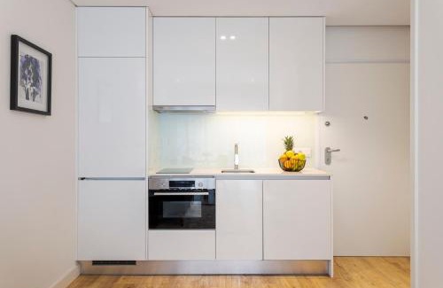 Campanha Apartamento | Studio w/Terrace, Pool & Gym | Antas by Host Wise