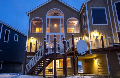 Homer Casa | Studio waterfront property on the Spit!