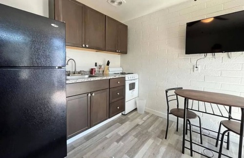 Riverside Apartamento | Studio+Wifi+TV+Free Parking