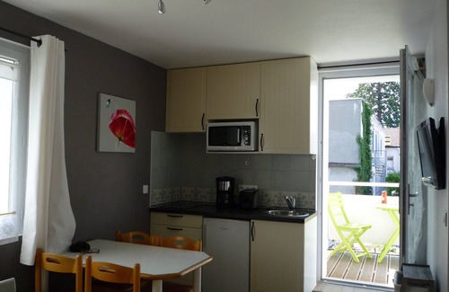 Thonon-les-Bains Apartamento | Estudio con balcón en el centro de Thonon, cerca de los baños termales, 2 personas