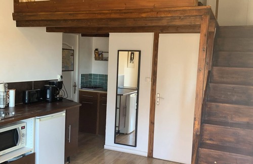 Noailles Apartamento | Studio with balcony in the heart of the old town (& 3min walk from the old port)