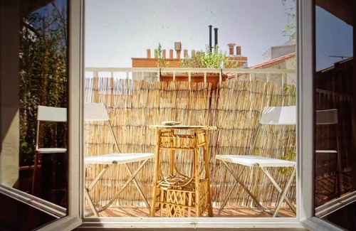 Noailles Apartamento | Studio with balcony in the heart of the old town (& 3min walk from the old port)