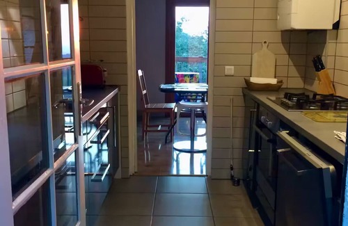 Laroque-des-Alberes Apartamento | Studio With View, Wooden Terrace and little Garden, Pool, Sea and mountain