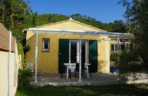 Vins-sur-Caramy Casa | Estudio con piscina climatizada.