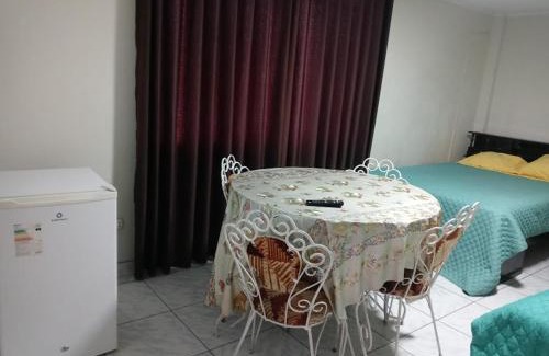 Los Olivos Apartamento | Studio with kitchen and Bathroom