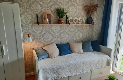 Guerande Apartamento | Studio with pool in Guérande