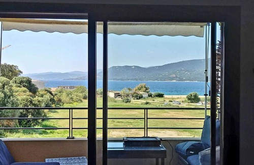 Propriano Apartamento | Studio with sea view and parking 2 steps from downtown