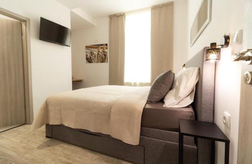 Velika Gorica Casa | Studioapartment Black & White