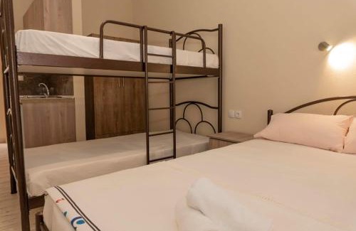 Karpenisi Hotel | Studios for rent Hermanos