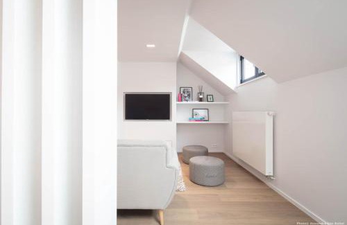 Chatelain Apartamento | Studios fully equipped near Place Stephanie