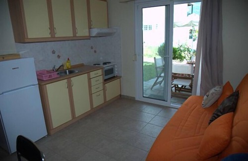 Skala Potamias Apartamento | Studios Giannakis
