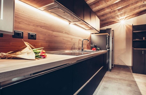 Passignano sul Trasimeno Casa | Estupenda casa de vacaciones privada con piscina privada, A/C, WIFI, TV, patio, aparcamiento
