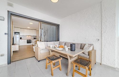 Los Gigantes Apartamento | Stunning cliffs and ocean view in Los Gigantes
