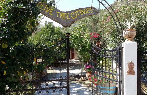 Kantanos-Selino Cabaña | Stunning 2-Bedrooms private Cottage in Palaiochora
