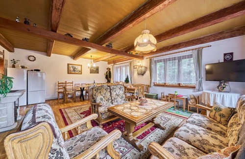 Lanov Villa | Estupenda casa de vacaciones privada con WIFI, piscina privada, TV, terraza y aparcamiento
