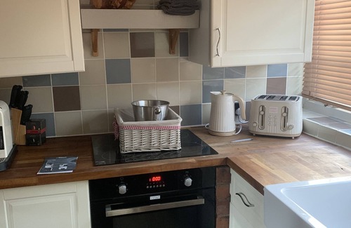 Queensbury Cabaña | Stunning 1-bed Cottage in Halifax