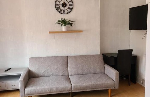 Newport Apartamento | Stunning 1 bed flat in Newport-F3