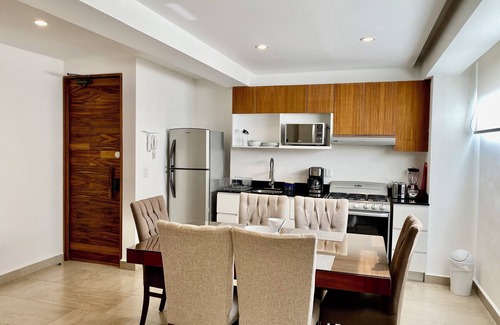 Colonia 5 de Diciembre Apartamento | Stunning 1-Bedroom Apartment with Ocean Views in the Heart of Puerto Vallarta