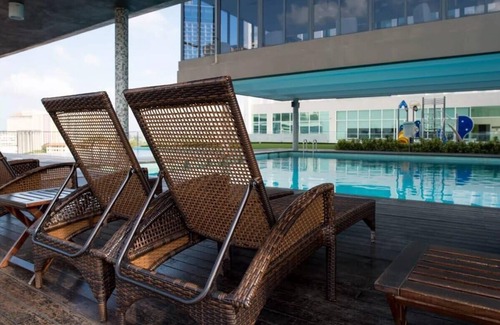 Bunga Paya Pantai Apartamento | Stunning 1BR Suite Perfect View at Melaka Malaysia
