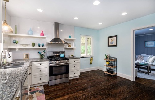 Charlotte Casa | Stunning 2 bed 1 bath home in Plaza Midwood w/ backyard including patio&firepit