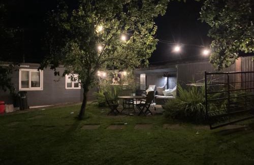 Denbigh Casa | Stunning 2-Bed Cabin in Nantglyn Denbigh