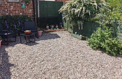 Macclesfield Casa | Stunning 2-Bed House in Macclesfield Cheshire