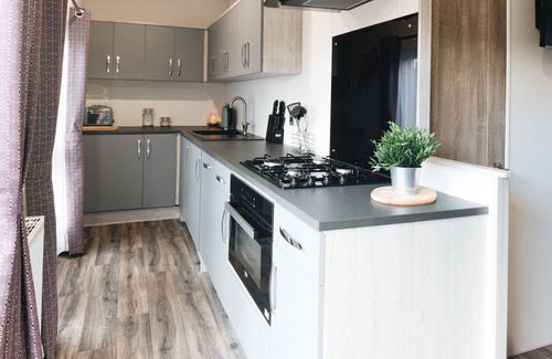 Barmston Cabaña | Stunning 2 bed lodge with hot tub - Barmston