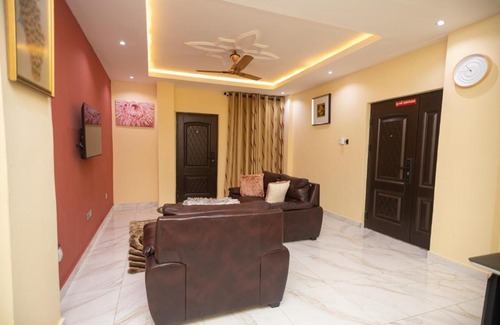 Accra Apartamento | Stunning 2-Bedroom Furnished Apartment in Accra