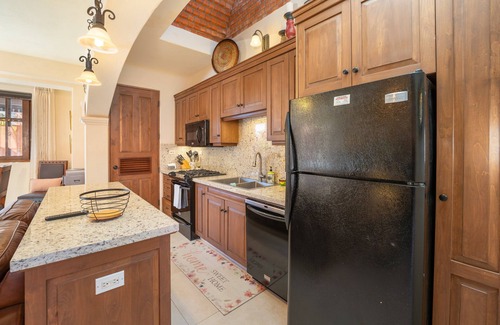 Nopolo Casa | Stunning 2 Bedrooms & 2 Baths Home, Amazing Mountain Views