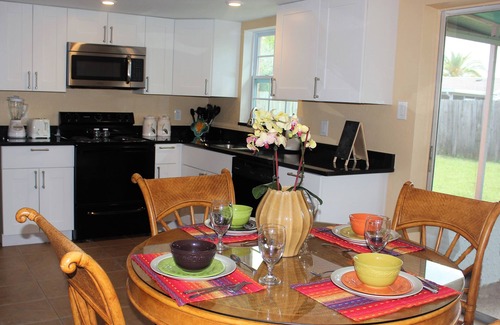 Holiday Lake Estates Casa | Impresionante rancho 2BR, perfecto para pájaros de nieve o familias pequeñas