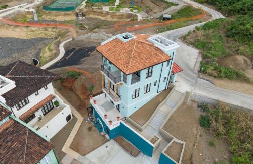 Las Catalinas Casa | Stunning 3-BD Beachside Home with Small Pool