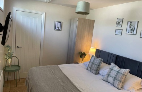 Huyton Apartamento | Stunning 3 Bed, 2 Bath Apartment, Sleeps 8 in Liverpool