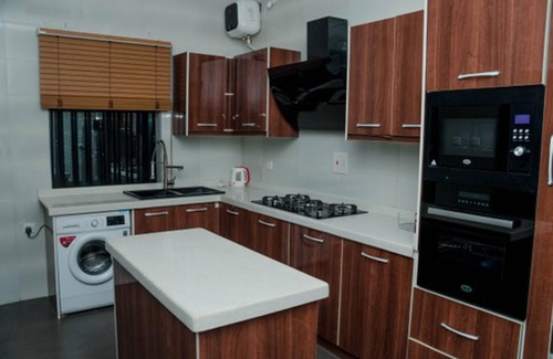 Sapele Casa | Stunning 3-bed House in Sapele