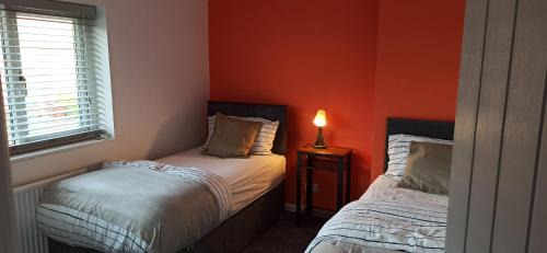 Newark upon Trent Apartamento | Stunning 3 bed House sleeps 5-6, WiFi, OFF Street Parking in Nottingham close to M1