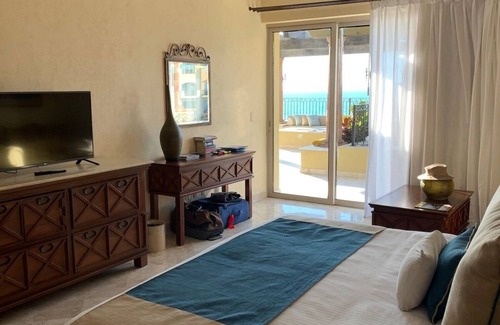 Flamingos Complejo | Stunning 3‑Bedroom Ocean‑View Penthouse – Christmas Week 2025 Villa La Estancia