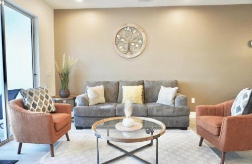 Four Corners Casa | Stunning 3 bedroom 3 bath townhome 363