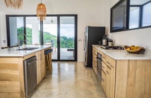 Sámara Villa | Stunning 3 bedroom modern Villa in the jungle